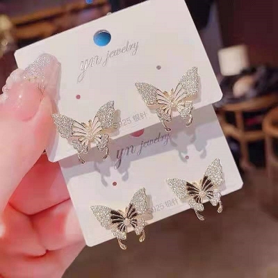 Picture of Romantic Shining Butterfly Earrings For Women Elegant Charm Crystal Earrings Jewelry Brincos Gift