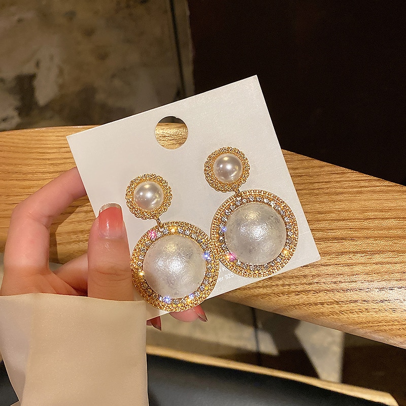 Picture of Korean Graceful Female Jewelry Temperament Simple Rhinestones Imitation Pearl Round Dangle Earrings for Women Girl Accessories - Ear Ring - Ear Ring