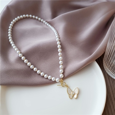 Picture of Trendy Butterfly Necklace Female Personality Clavicle Chain Necklace for Girl