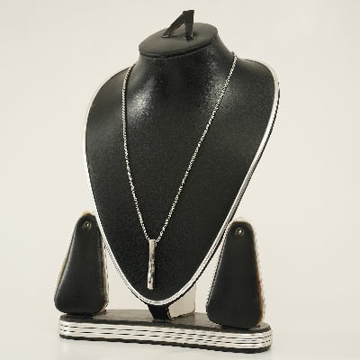 Picture of New Fashiion Rectangle Pendant collar Trendy Simple Necklace For Men