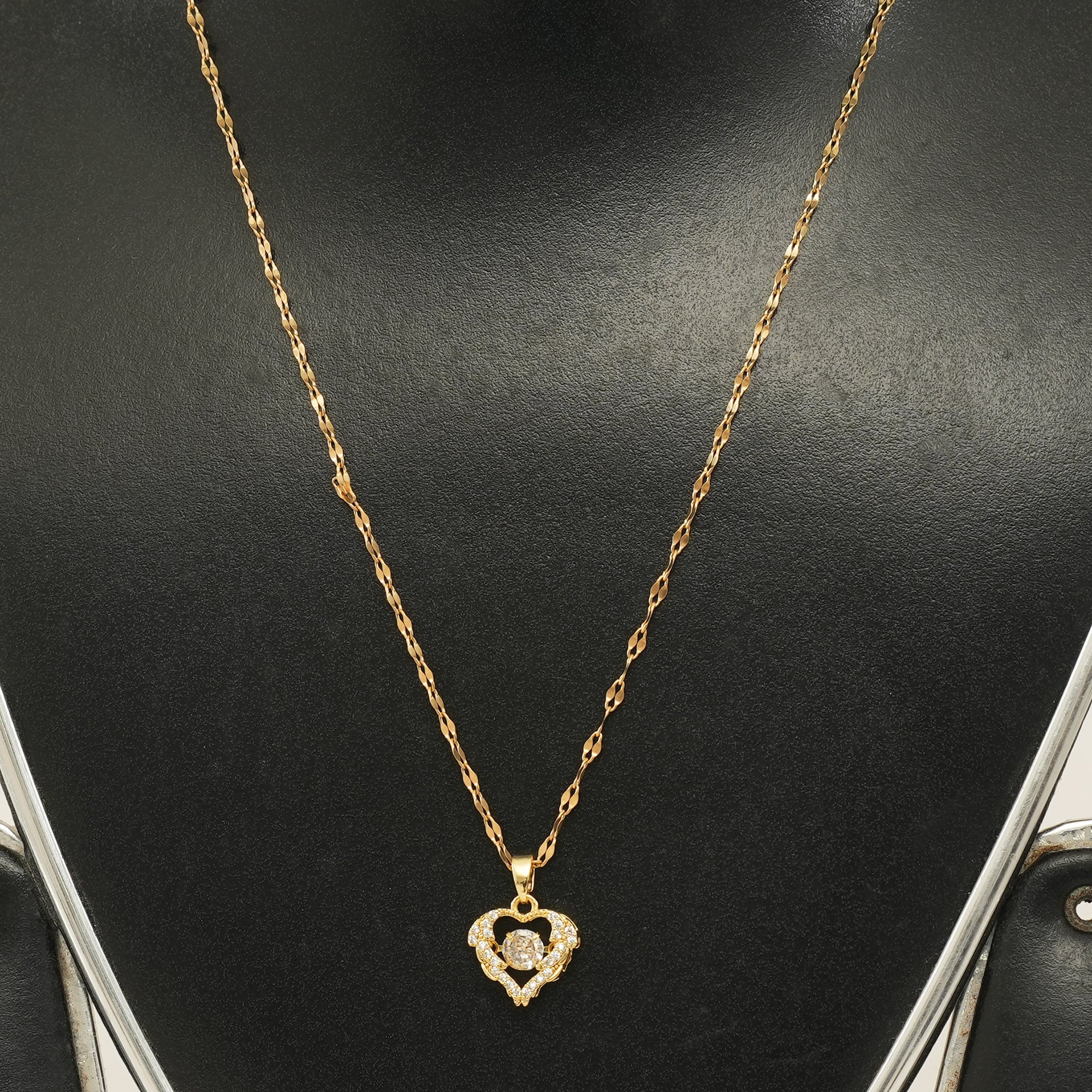 Picture of Korean Version of Personality Versatile Smart Love Pendant Fashion Ocean Heart Necklace for Your Beating Heartbeat Gift