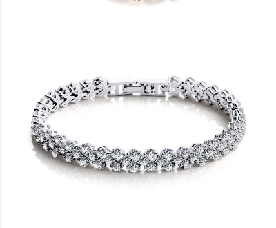 Picture of Love Shape Crystal Zircon Bracelet for girls and womens