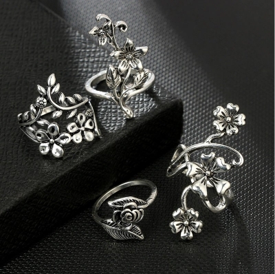Picture of 4 set natural shape leaf finger ring set for women (Color Guaranteed)