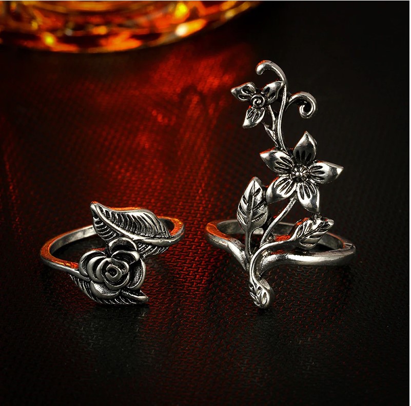 Picture of 4 set natural shape leaf finger ring set for women (Color Guaranteed)