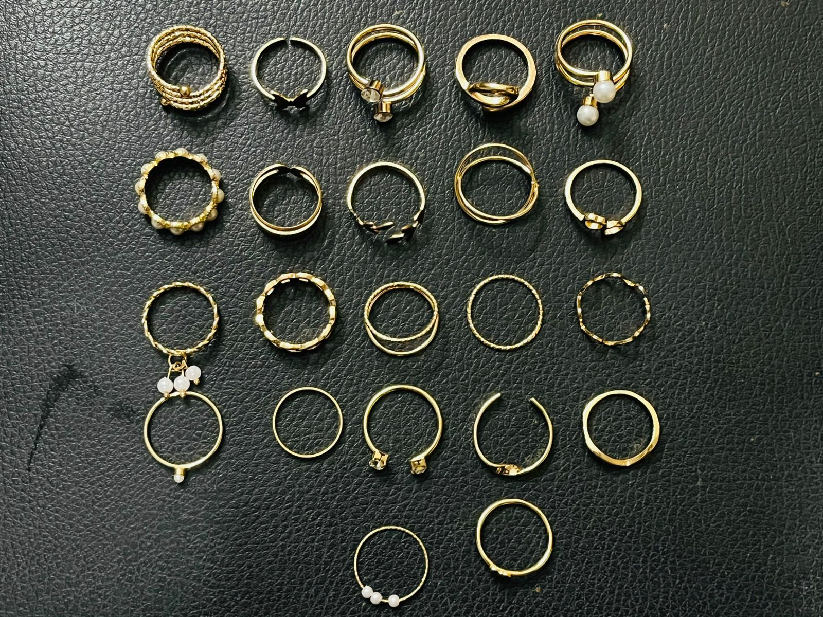 Picture of 22 PCS Different Designs Fingerring Set for Girls and Women for Party and Occassion