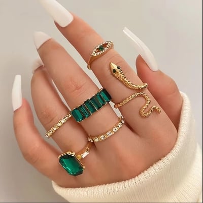 Picture of 6PCS Green Crystal Snake Rings Set for Women Gold Plated Vintage Aesthetic Geometric Luxury Metal Retro Finger Ring Jewelry Gift