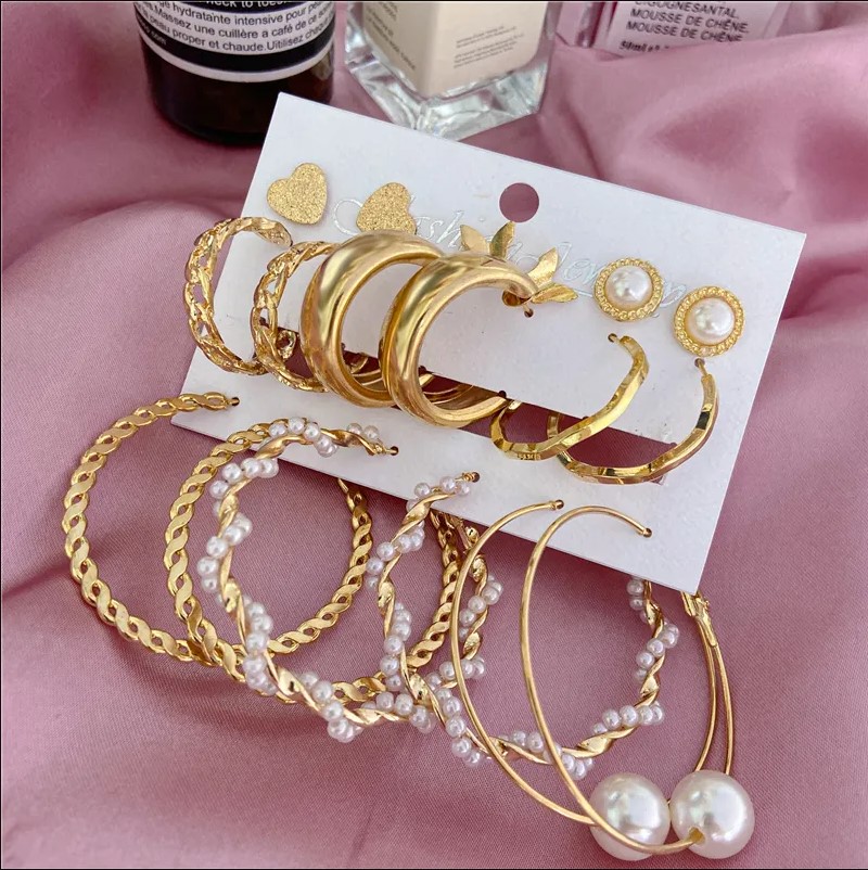 Picture of 9 Pcs Hoop Earrings Set for Women PearlTwisted  Earrings Hepburn Style Pearl Fashion Jewelry
