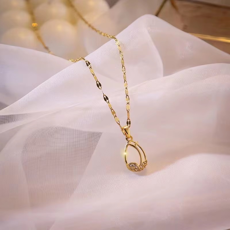 Picture of New Elegant   Necklace Party Favors Mother's Day, Birthday  Gift for Girl's and Women