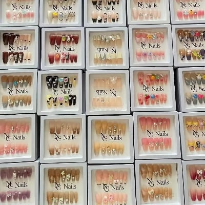 Picture of 12 Pcs Random color Acrylic Nail Artificial Fingernails Beautiful Luxury False Nails  For Girls and Women