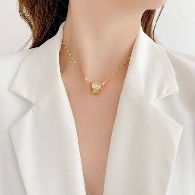 Picture of Simple Small Waist Women's Stainless Steel Necklace for birthday party occassion for girls and women
