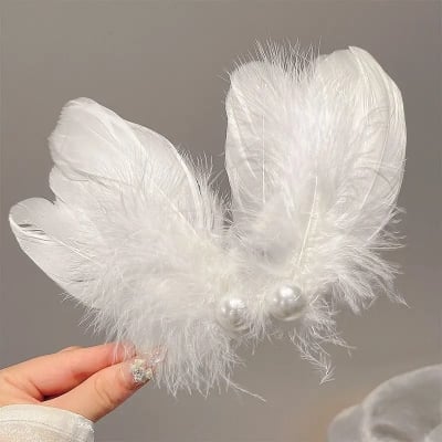 Picture of 2pcs/Set White Color Feather Pearl Hair Clips For Party Performance For Baby girls
