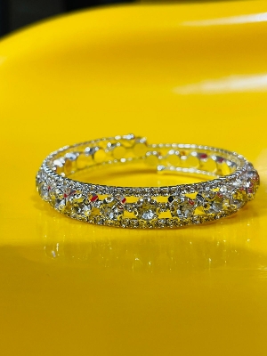Picture of Fashion Crystal Bracelet for Women Wedding Bangle Hand Jewelry Multi-Layer Bridal Rhinestone Bracelet