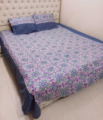 Picture of Double King Size Cotton Febric Multicolor Print 7.5 By 8.5 Feet Bedsheet Set With Two Pillow Covers