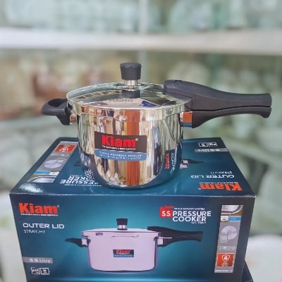 Picture of Kiam Premium Outer Lid Tri Ply Stainless Steel Pressure Cooker-5.5 ltr (5 Years Official Brand Warranty)