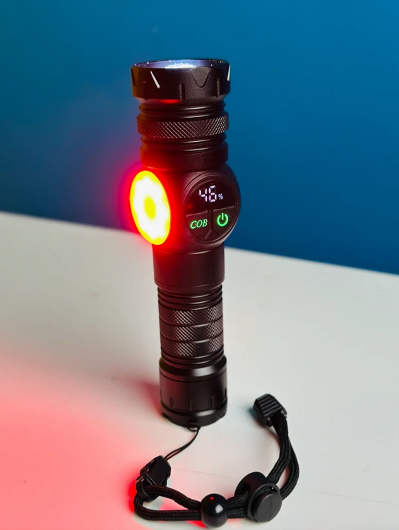 Picture of GearUP K60 - Outdoor Flashlight Telescopic Zoom 10W COB + LED 800 Lumens Torchlight - Black