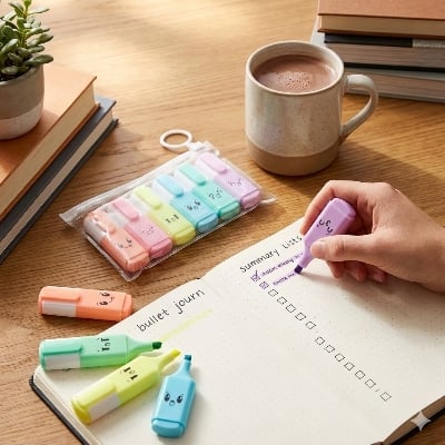 Picture of Mini Capsule Highlighters (Set of 6) - Cute Vitamin Pill Shaped Emoji Marker Pens for School & Kids Gift