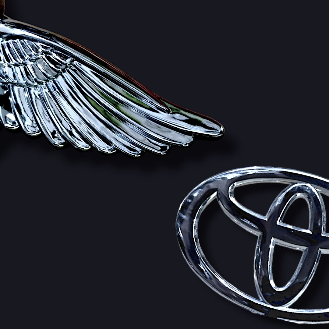 Picture of Car Front Bonnet Logo Toyota Eagle Silver