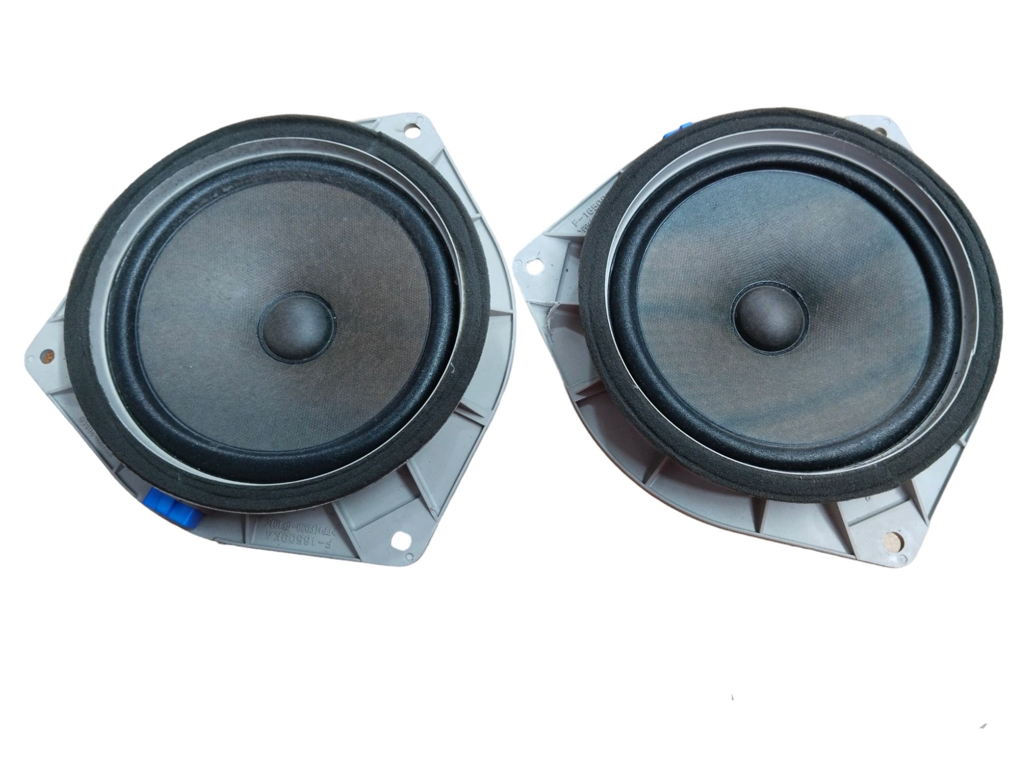 Picture of Recondition Car Door Speaker 6 " Universal size Grey