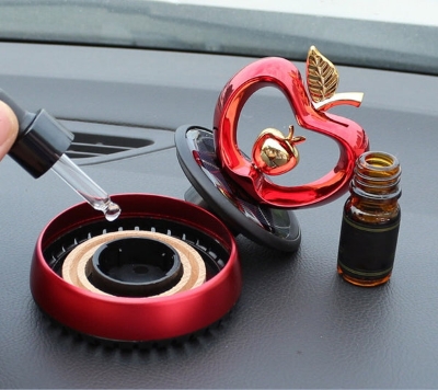Picture of Car Dashbord Perfume Solar Love Shape