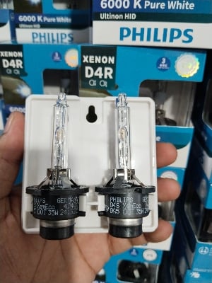 Picture of Philips Ultinon HID Xenon  D2R D4R  D4S WXX2 35W 6000K Pure  White Light Xenon Headlight Car Bulbs Auto Lamps (Twin Pack)