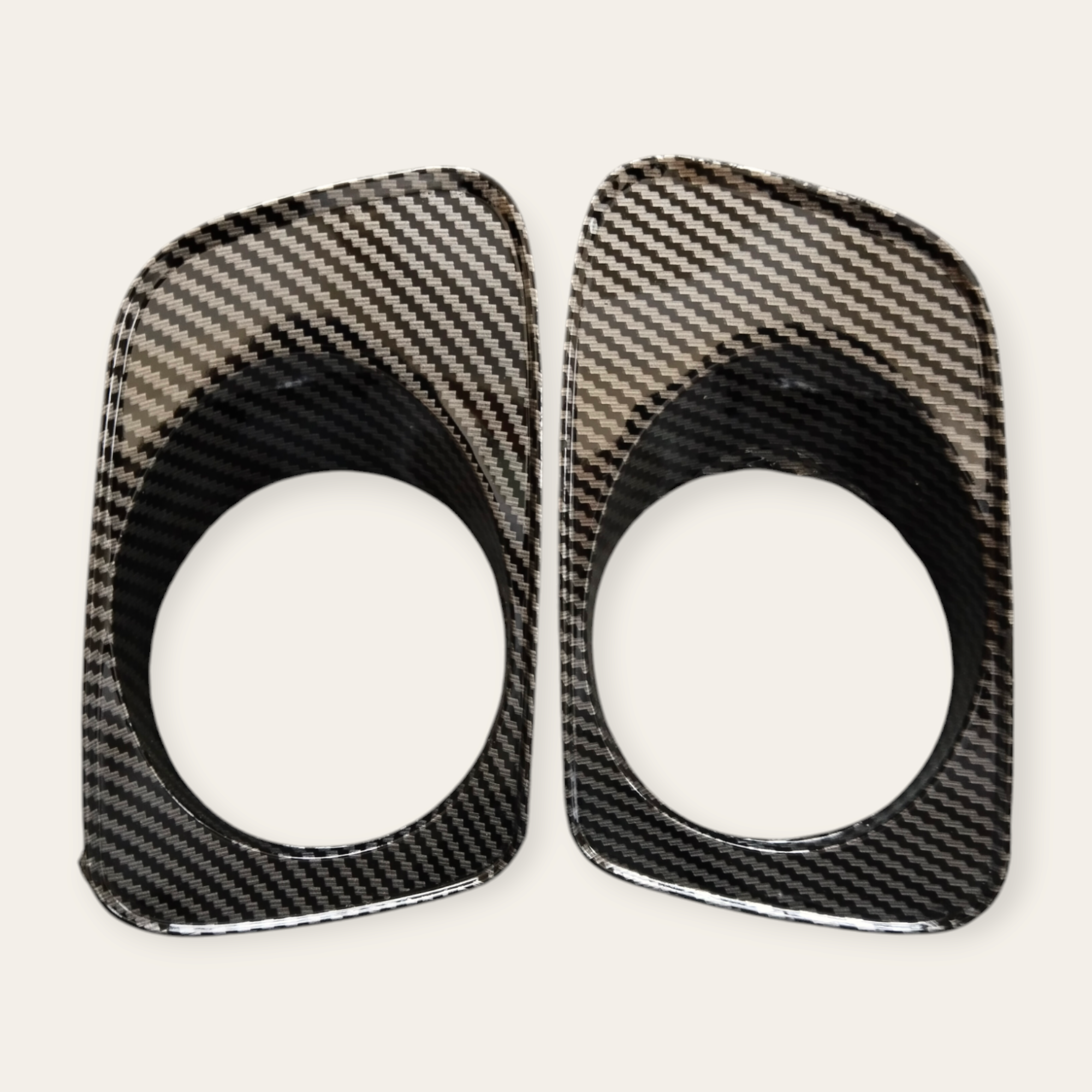 Picture of Axio 2014 Front Fog Light Casing – Carbon / Chrome Finish
