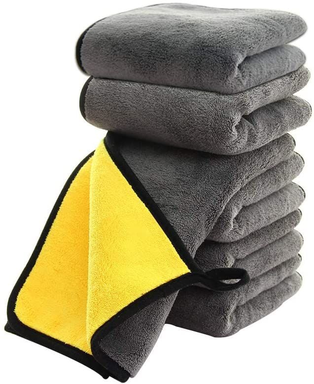 Picture of Microfiber Car Wash Towel - 24"x12" | Super Absorbent & Scratch-Free Cleaning Cloth