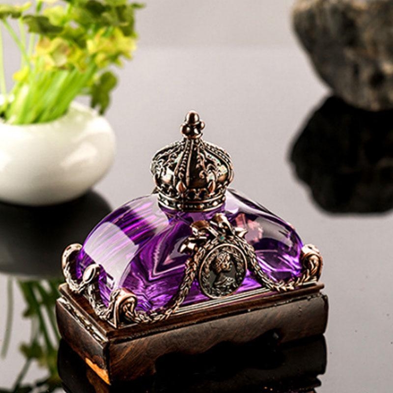 Picture of Elegant Crown Car Perfume for Men & Women