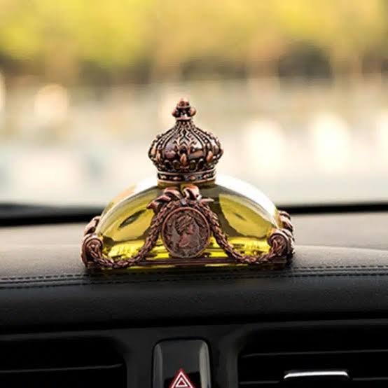 Picture of Elegant Crown Car Perfume for Men & Women