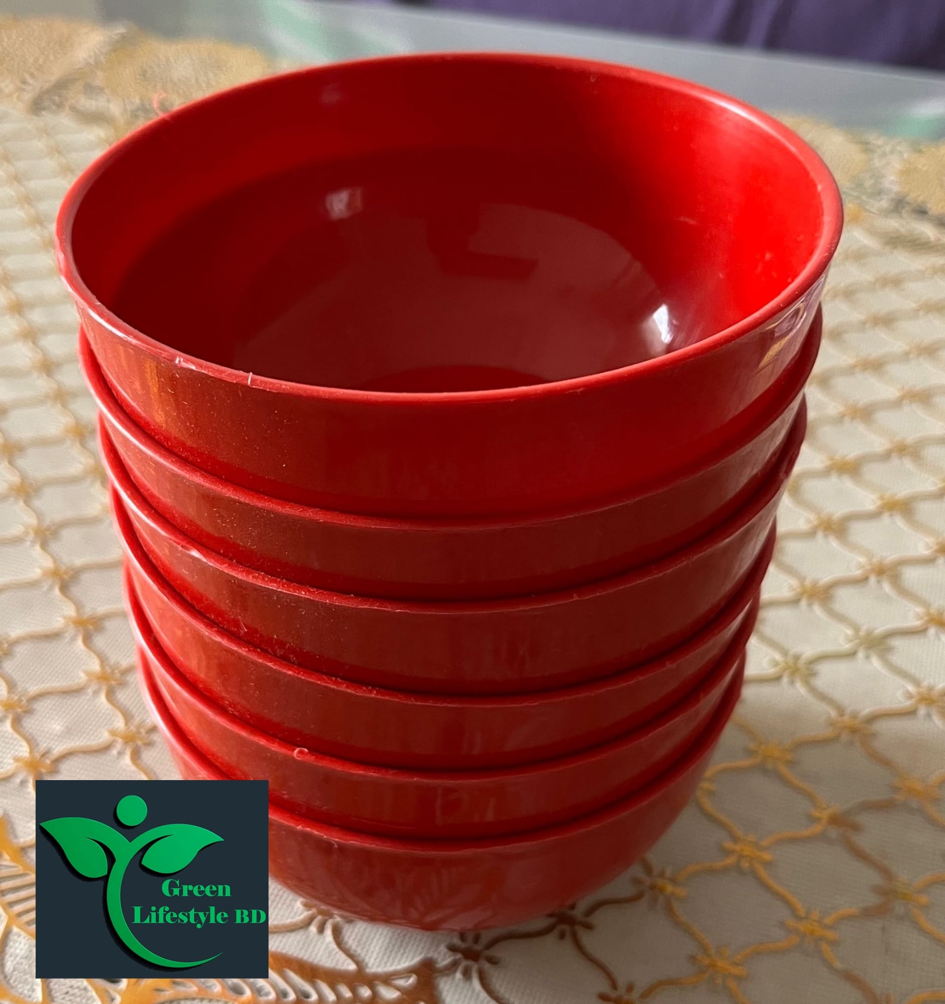 Picture of 6pcs Plastic Round Soup Bowls - 4.25 Inch - Perfect For Serving Soup, Stews, And Other Delicious Meals. - Red