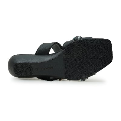 Picture of Nino Rossi Mid Heel Sandal Black