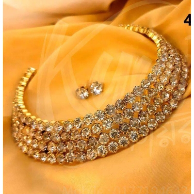 Picture of Exclusive Design Necklace for girls - Gold