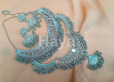 Picture of Fashioned necklace for women - Silver