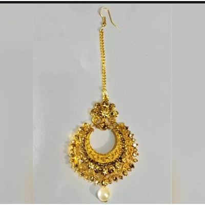 Picture of New Sty Good Looking Tikli For Girls - Necklace For Girls - Gold