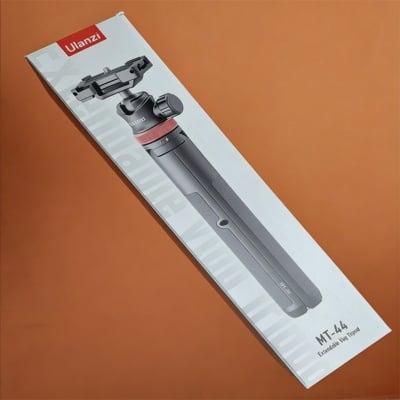 Picture of Ulanzi MT-44 Extendable Vlog Tripod With 360° Ball Head (Black)