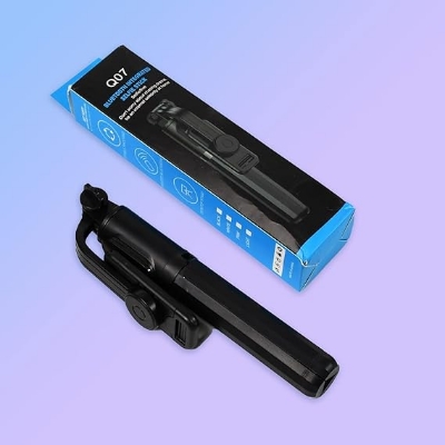 Picture of Q07 Portable Bluetooth Selfie Stick