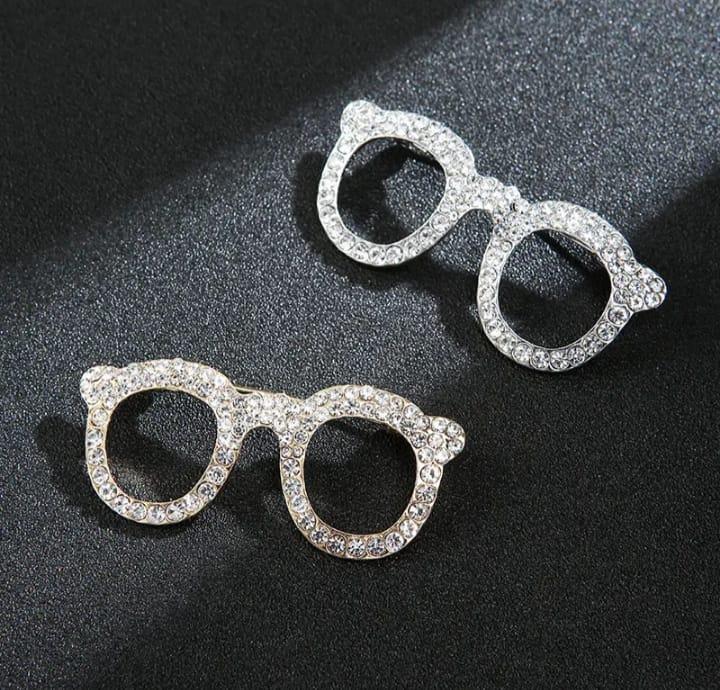 Picture of Crystal Sunglass brooch for women Gold