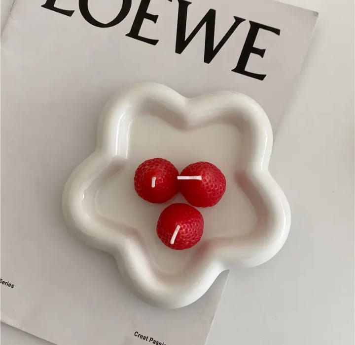 Picture of 01 pcs Colourful Gypsum oval tray for home decor White