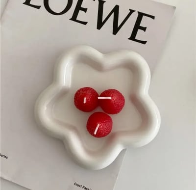 Picture of 01 pcs Colourful Gypsum oval tray for home decor White
