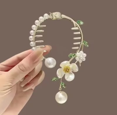 Picture of Colourful Rinestone hair clips for women & girls _ 007 Gold