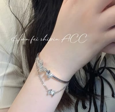 Picture of Double butterfly bracelet for women & girls Silver