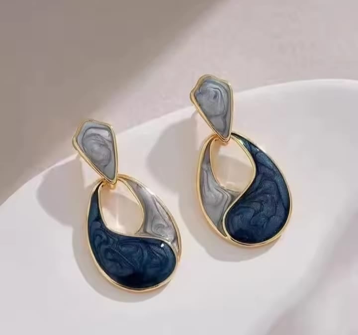 Picture of Multi Double Colour Ear ring for Women Gold