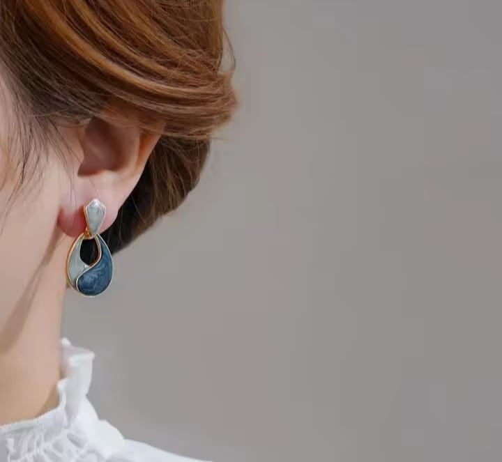Picture of Multi Double Colour Ear ring for Women Gold