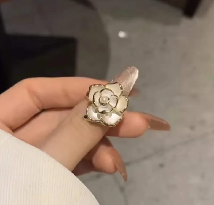 Picture of Camellia Ring Flower for Women Gold