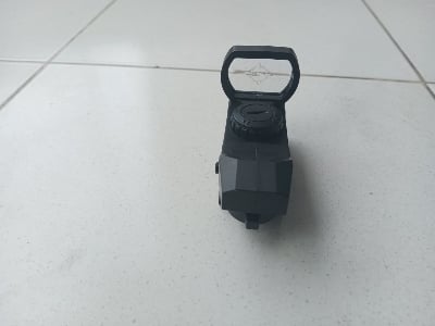 Picture of Plastic Target Sight Fun Toy Cross Sight Target Practice Red Light Battery Operated (Black)