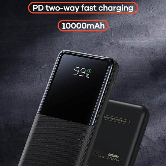 Picture of REMAX RPP-622 10000mAh CYNLLE SERIES 20W+22.5W PD+QC FAST CHARGING POWER BANK (INPUT-TYPE-C) (OUTPUT-USB 1/2/TYPE-C)- -Black