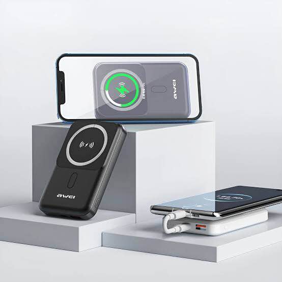 Picture of Awei P139K 10000mAh 15W Magnetic Wireless Power Bank -Black