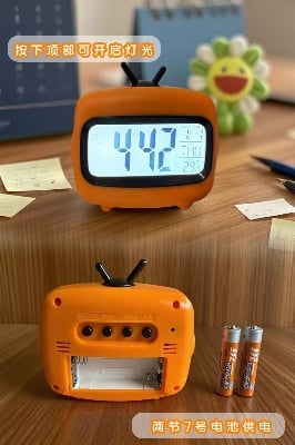Picture of Digital Clock,Cute Retro TV-Shaped Digital Television Alarm Clock 
