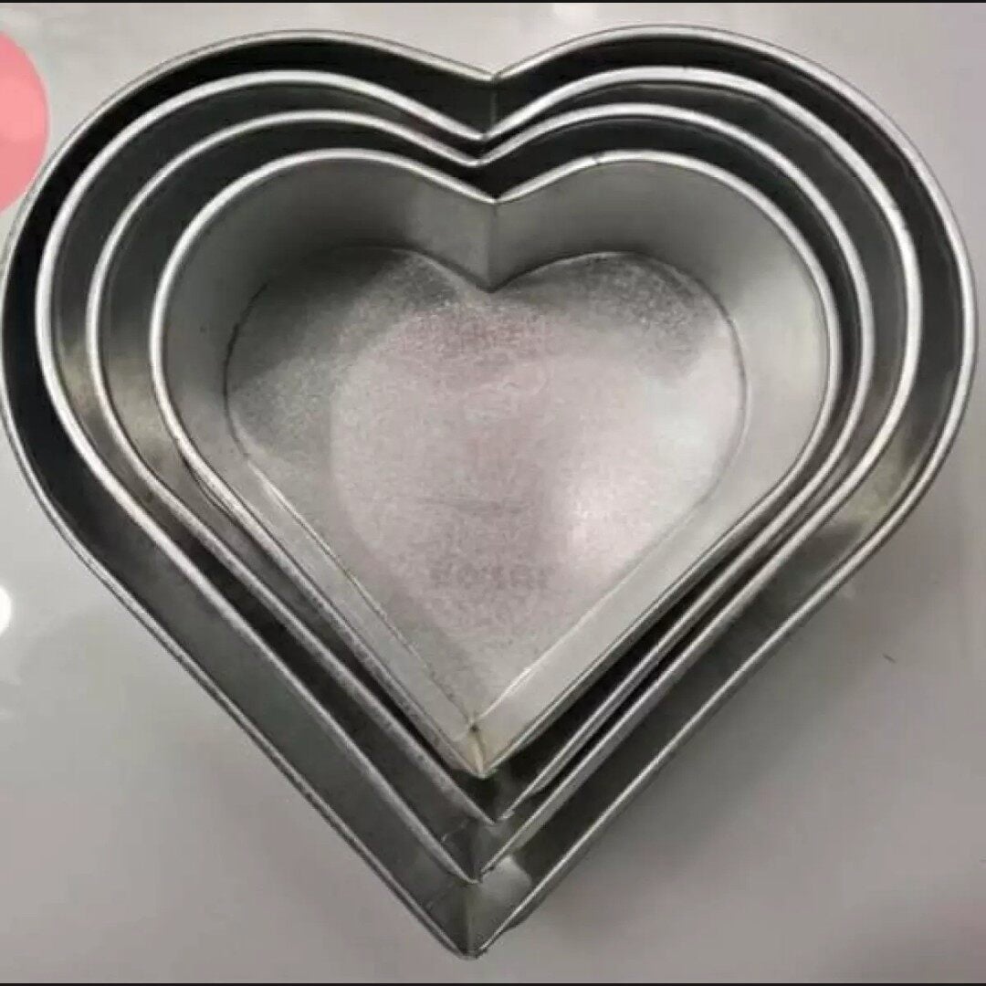Picture of Cake mold 4pis set/Aluminium heart shape cake mold -Silver