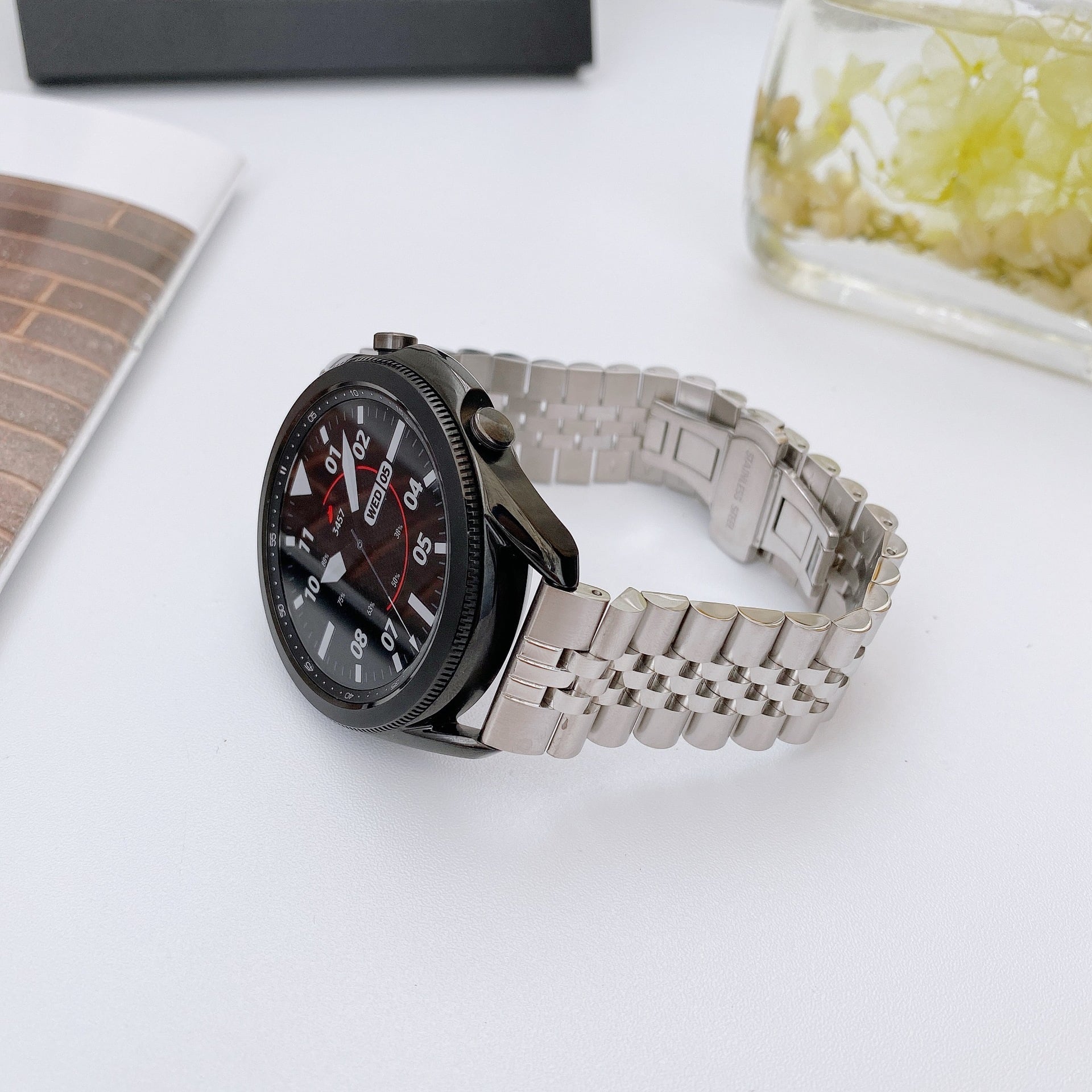 Picture of 20mm Stainless Steel Five Bead Watch Strap Premium Metal Bracelet for Smartwatches With Butterfly Buckle Jubilee Style (Silver,Not Specified)
