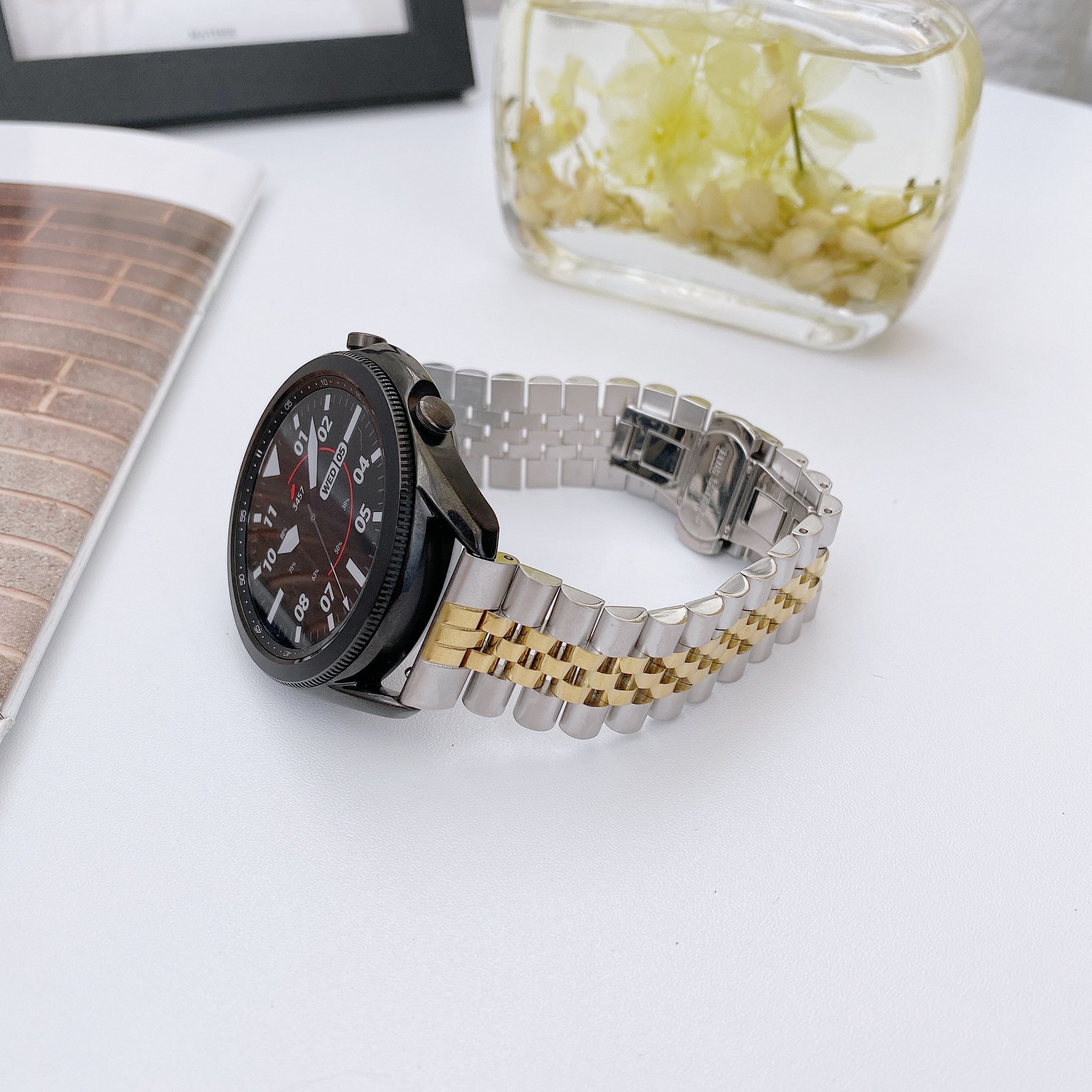 Picture of 20mm Stainless Steel Five Bead Watch Strap Premium Metal Bracelet for Smartwatches With Butterfly Buckle Jubilee Style (Silver Rose Gold,Not Specified)